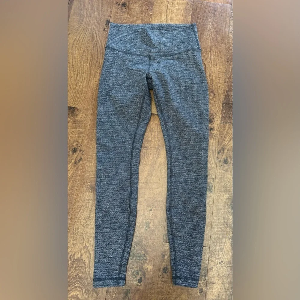 Lululemon Womens Wunder under variegated knit high waisted tights/ leggings Sz 8